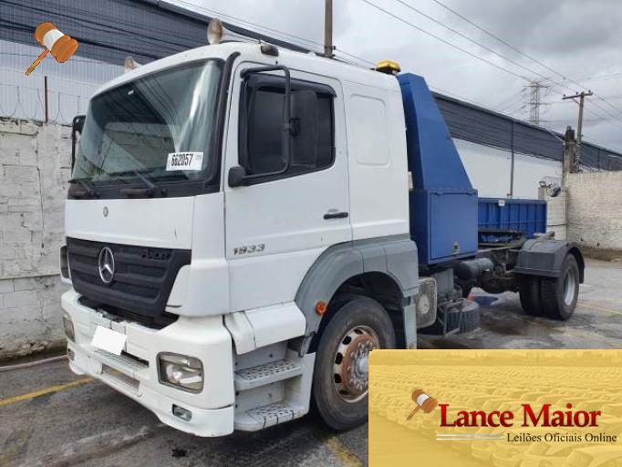 MERCEDES BENZ AXOR 1933 06/06