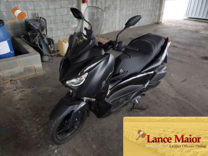 YAMAHA XMAX 250 22/22