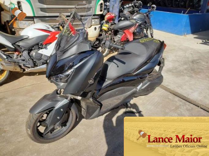 YAMAHA XMAX 250 22/22